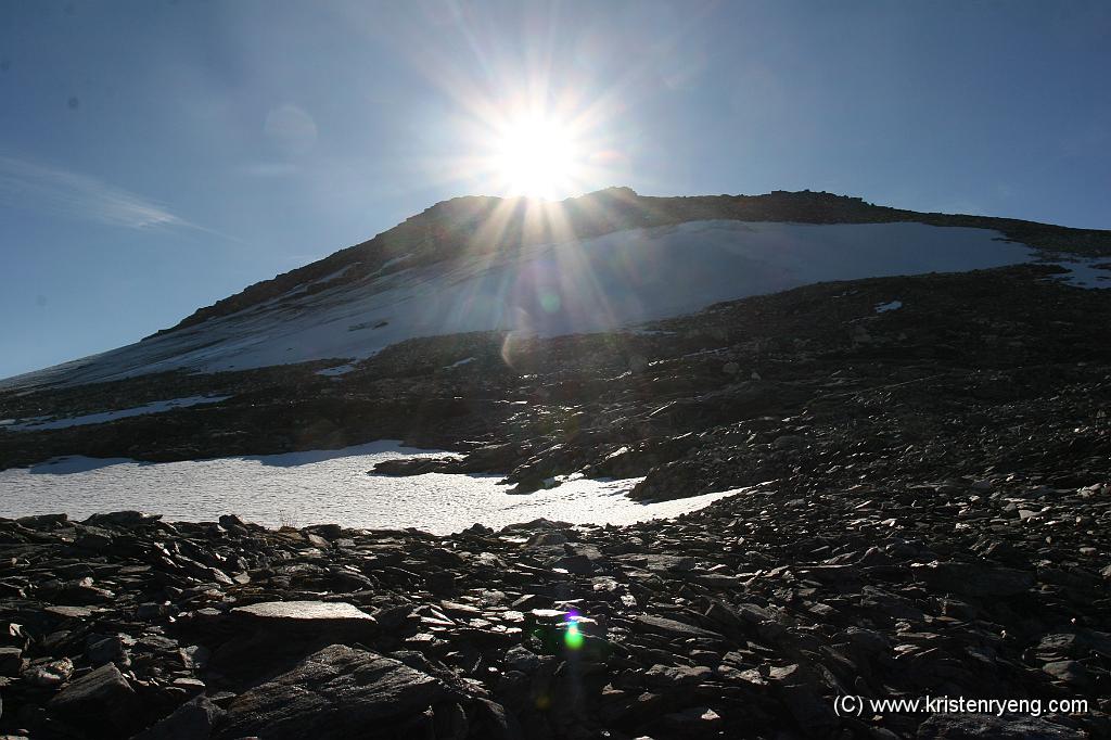 IMG_0776.JPG - Veien videre. Rett mot solen.