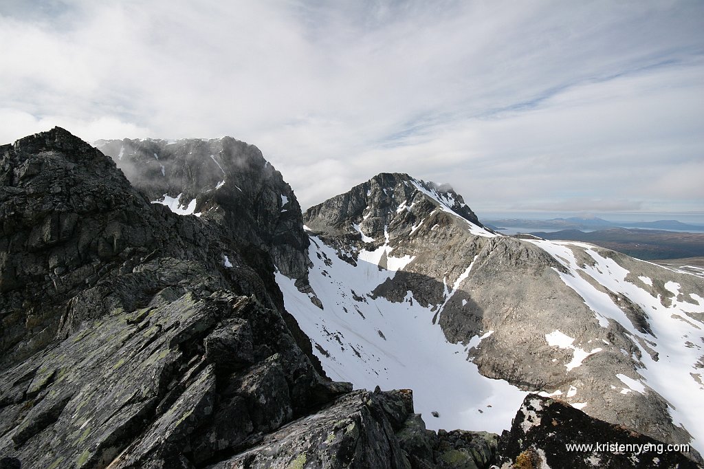 IMG_0144.JPG - Navnløs topp (1000 moh) ser ut som en flott tur.