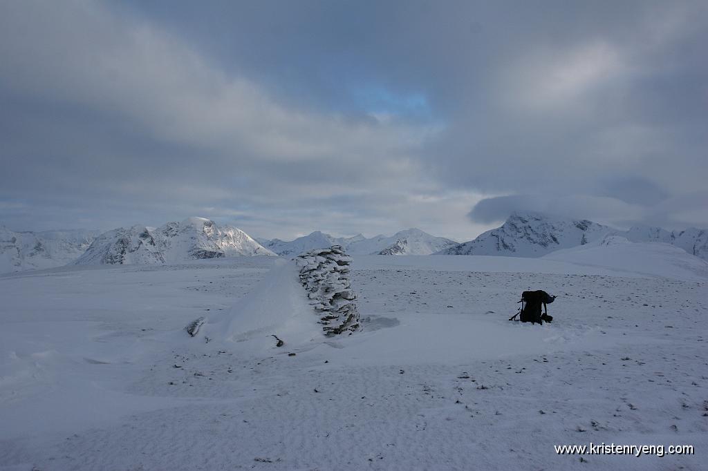 IMG_0008.JPG - Ikke mye snø på toppen av Blåfjellet.