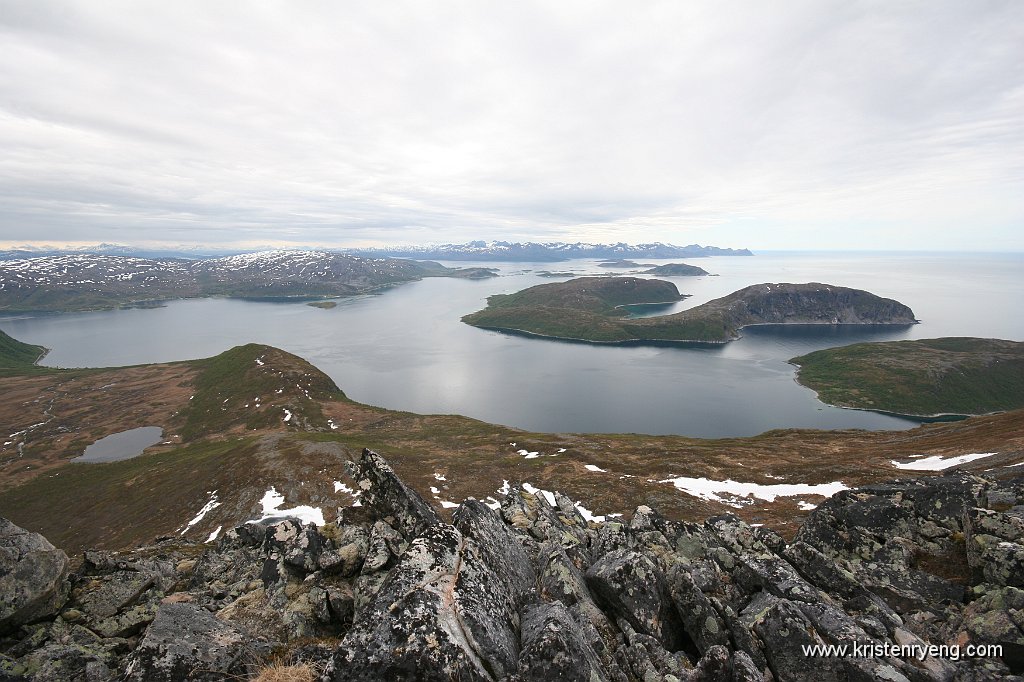 IMG_0212.JPG - Utsikt fra Ryptinden mot Sommarøy og Tussøy.