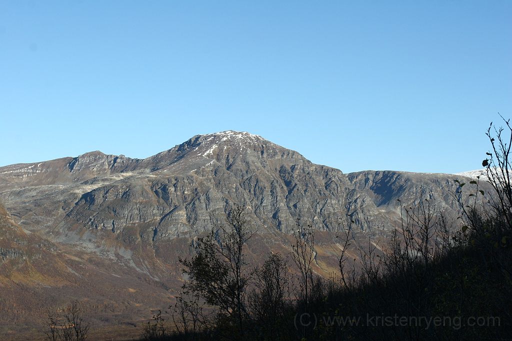 IMG_0239.JPG - Storfjellet (1089 moh) på motsatt side av Breivikeidet.