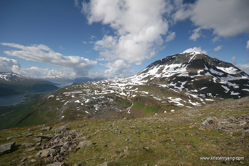 IMG_0051.JPG - Utsikt mot Tromsdalstinden.