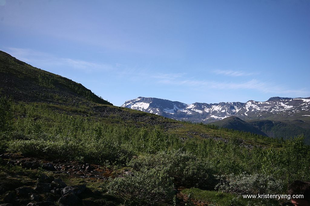 IMG_0024.JPG - Utsikt mot Tverrbotnfjellet.