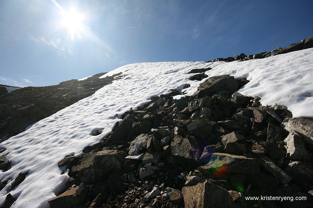 IMG_0097.JPG - Snø er effektivt på sommerturer.