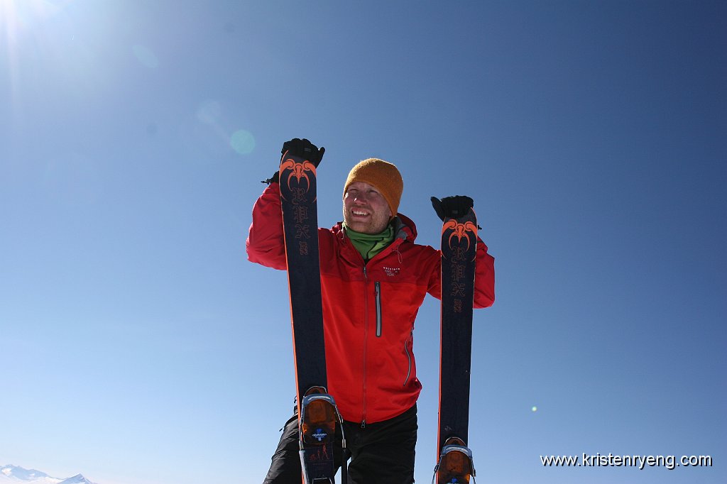 IMG_0363.JPG - Kristen på toppen av Nordfjellet