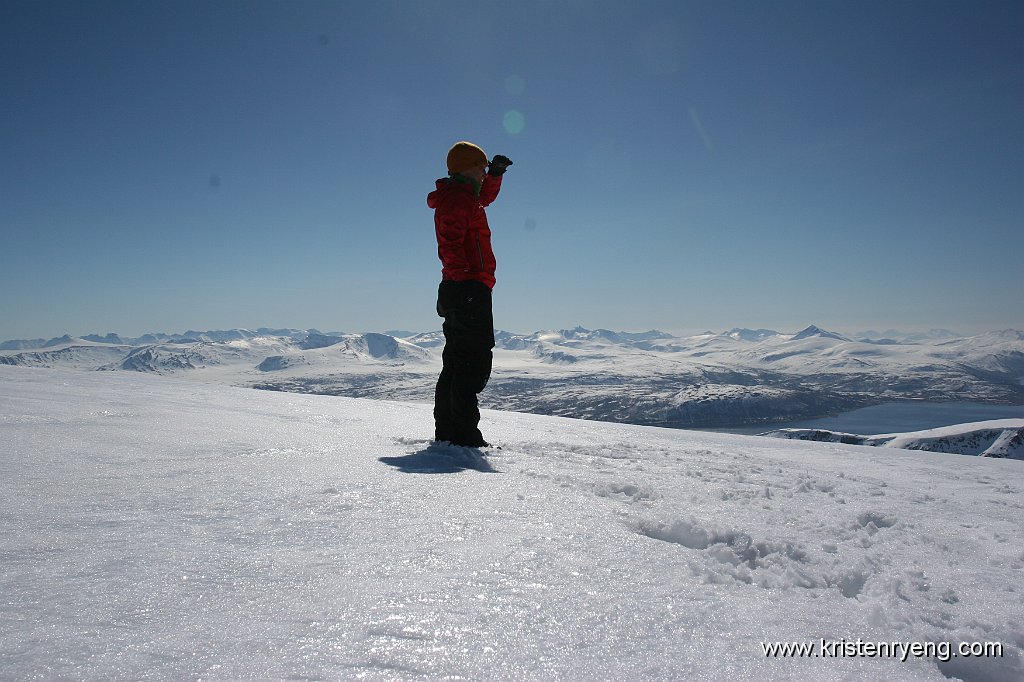 IMG_0366.JPG - Nyter utsikten mot Tromsø