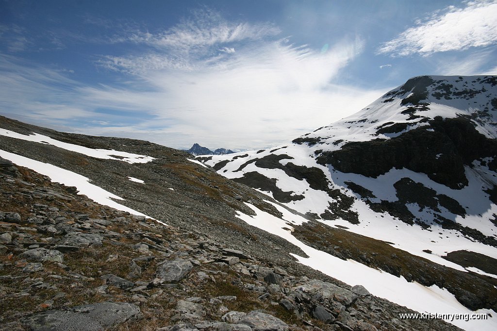 IMG_0243.JPG - På vei ned klarnet det opp.