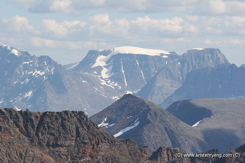 IMG_0122.JPG - Utsikt mot lyngsalpene.