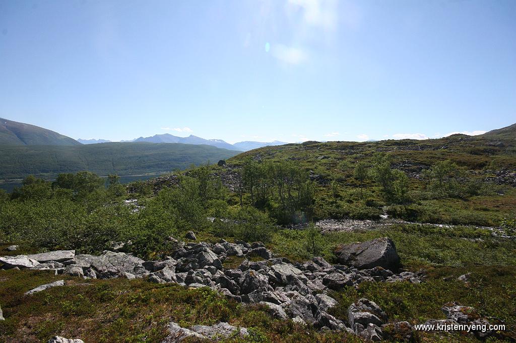 IMG_0319.JPG - Elven som renner ut Åborsdalen.