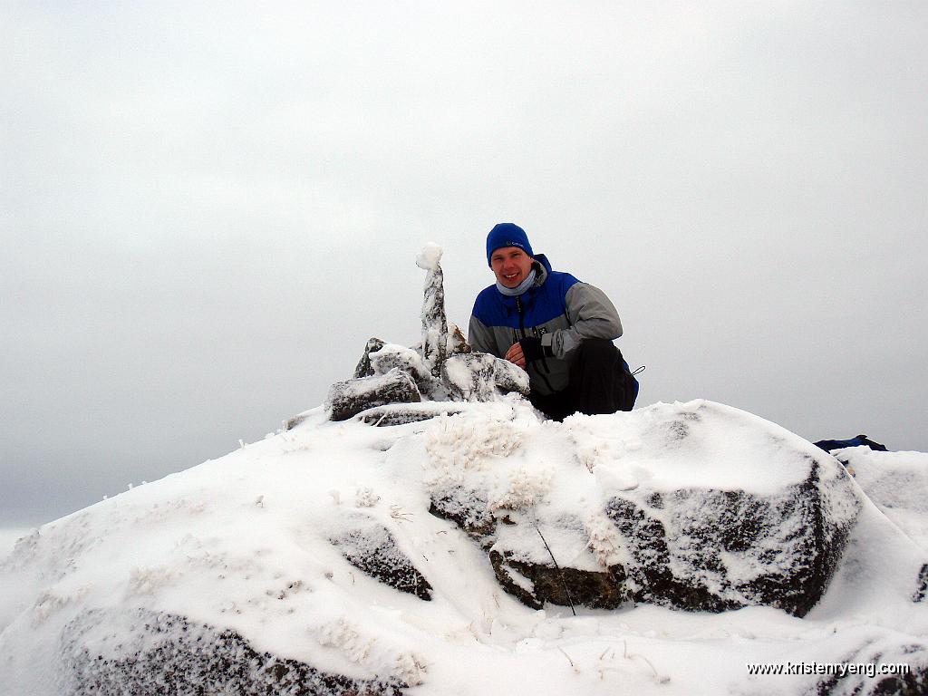 PA220108.jpg - Frank på toppen av Sørtinden.