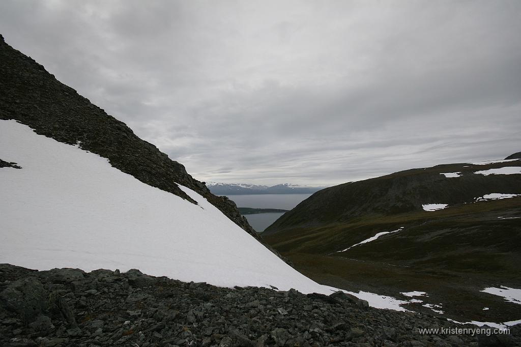 IMG_0017.JPG - Bjørndalen og Rundfjellet til høyre. Venstre rygg leder opp mot Flatfjellet.
