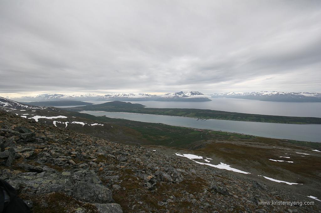IMG_0027.JPG - Utsikt over Sørlenangen. Jægervatnet ses bak til venstre i bildet.
