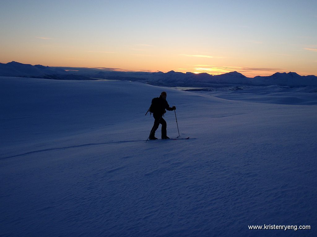 PB260189.JPG - Kristen på vei opp til Kjølen for andre gang denne "sesongen".