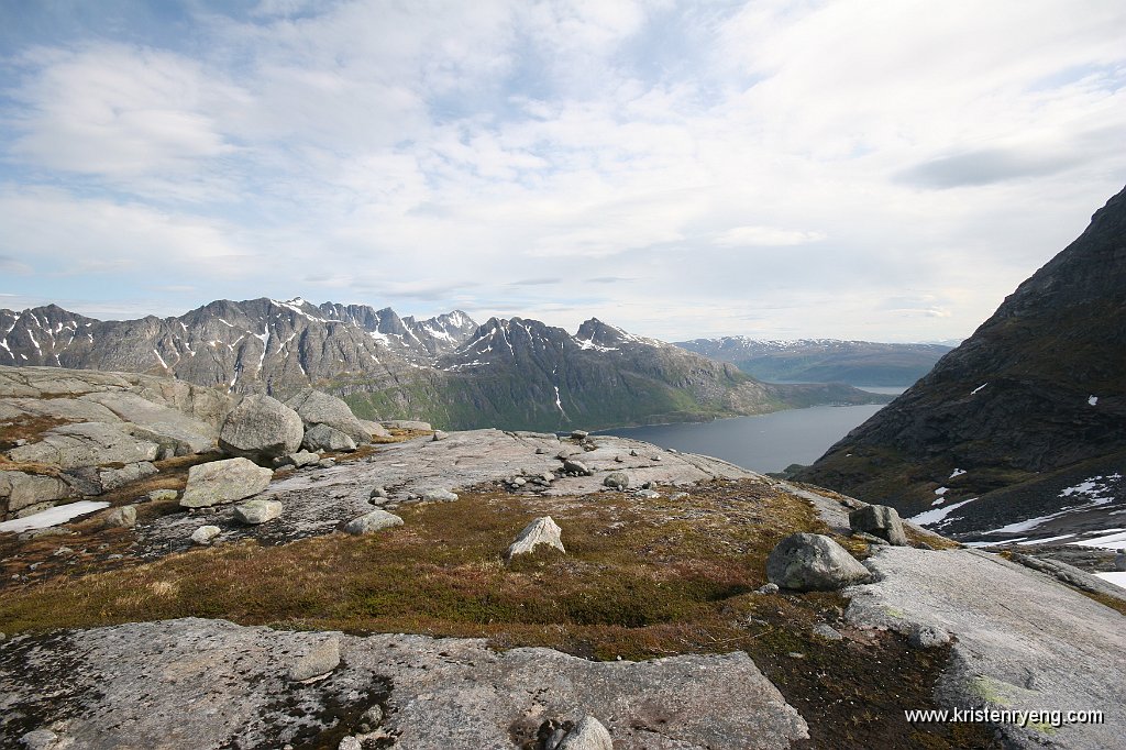 IMG_0092.JPG - Utsikt mot Ersfjorden.